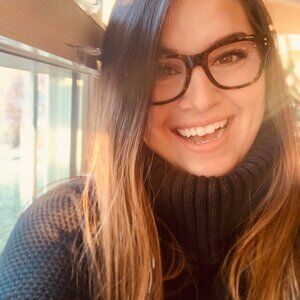 Meet your Posher, Nikole